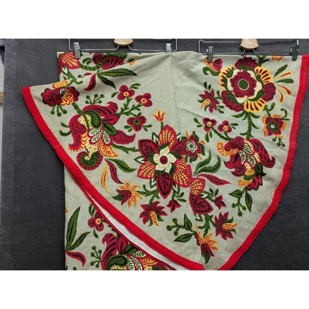 Vtg Tan Linen Stamped Floral Tablecloth Oval Red Crochet Trim Granny Core Boho